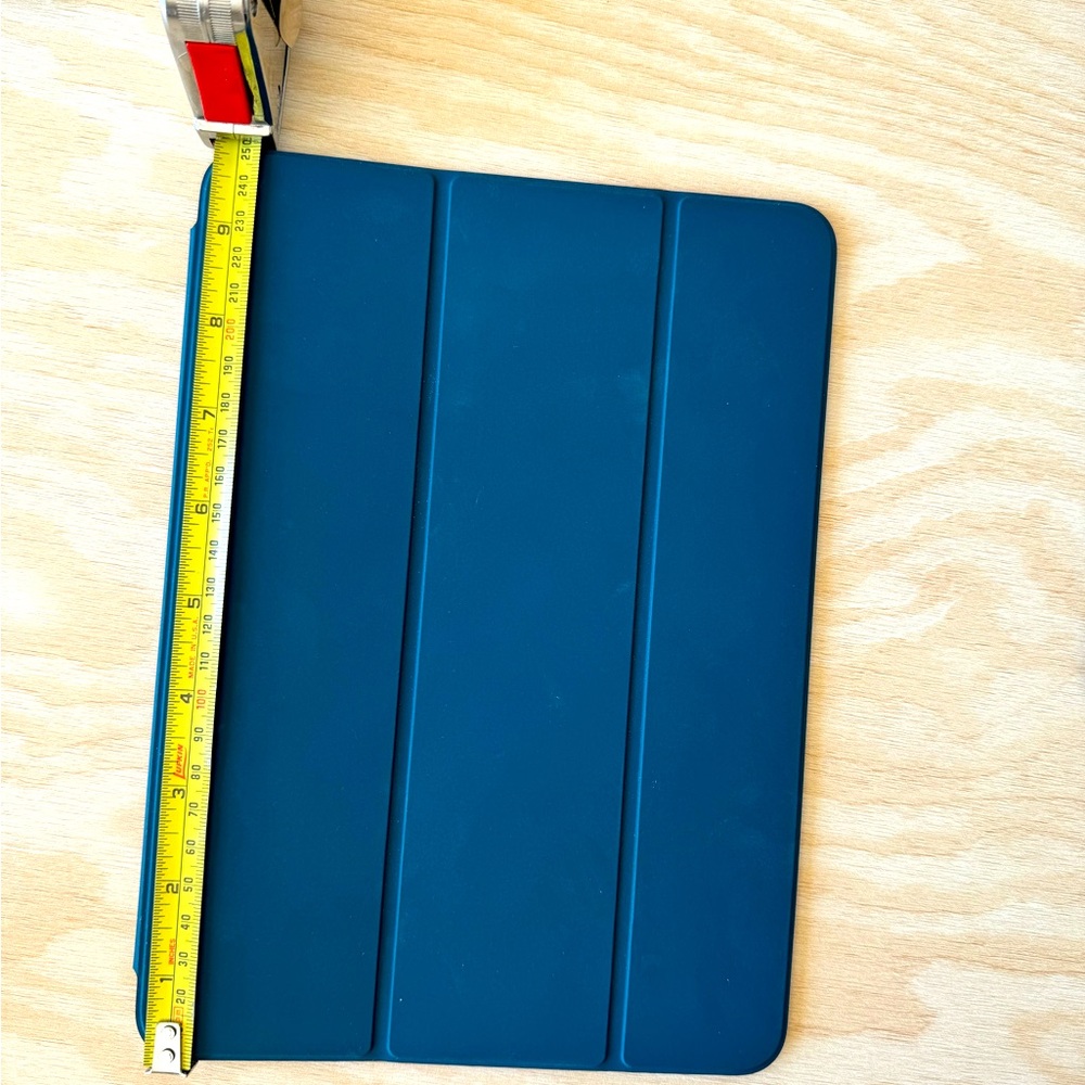 Smart Folio for iPad Air (5th Generation) - Marine Blue